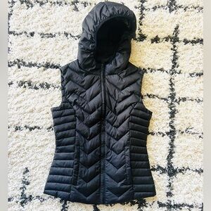 Blanc Noir Puffer Hooded Vest feather Down Size Small